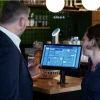untill adviseur bij een horeca kassa