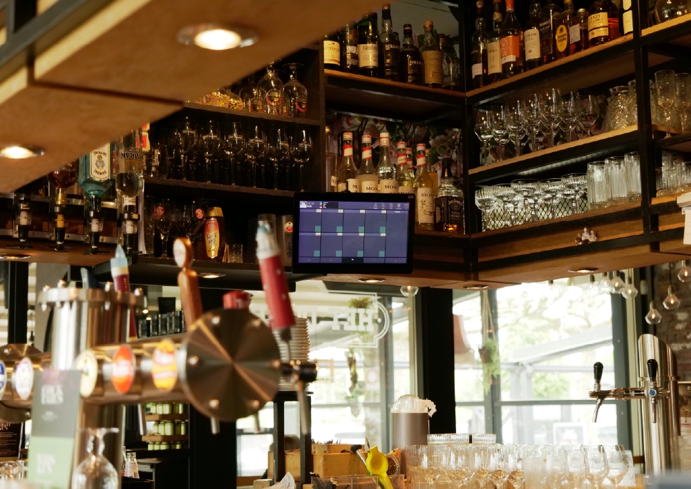 horeca bar met untill prime barscherm