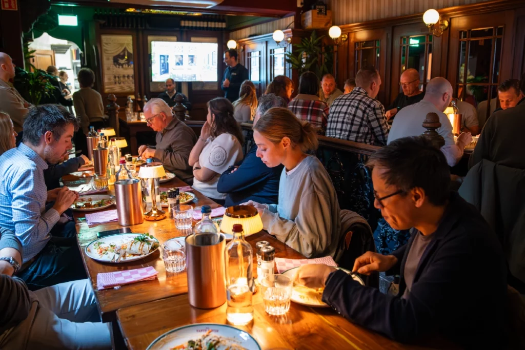 Klearly deelt haar expertise in restaurant Tante Pietje tijdens de unTill klantendag
