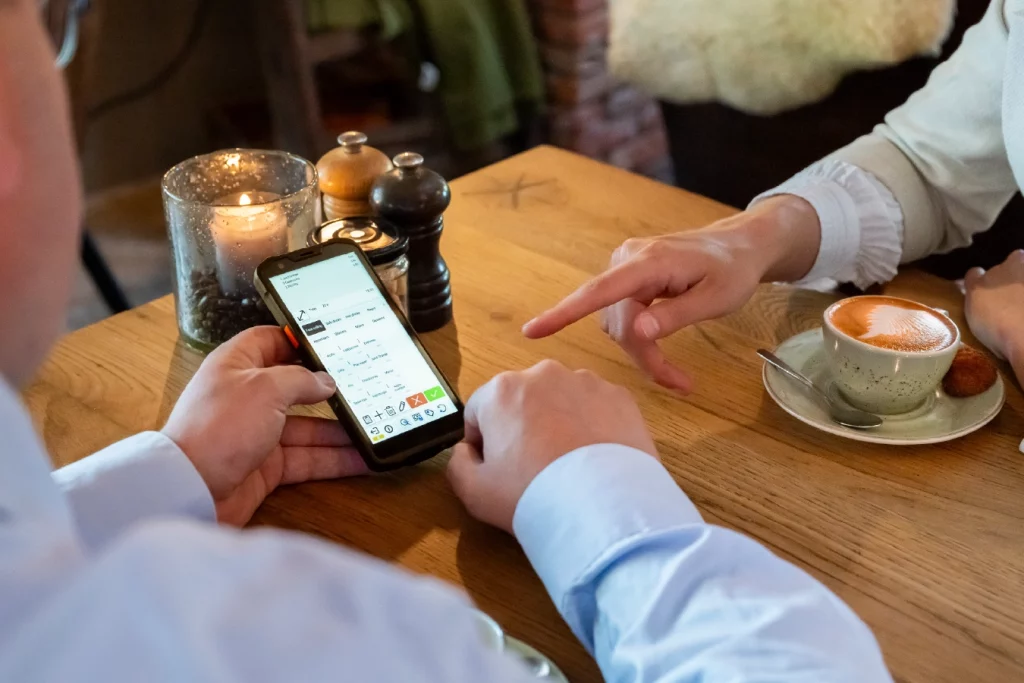 horeca handheld van untill op tafel