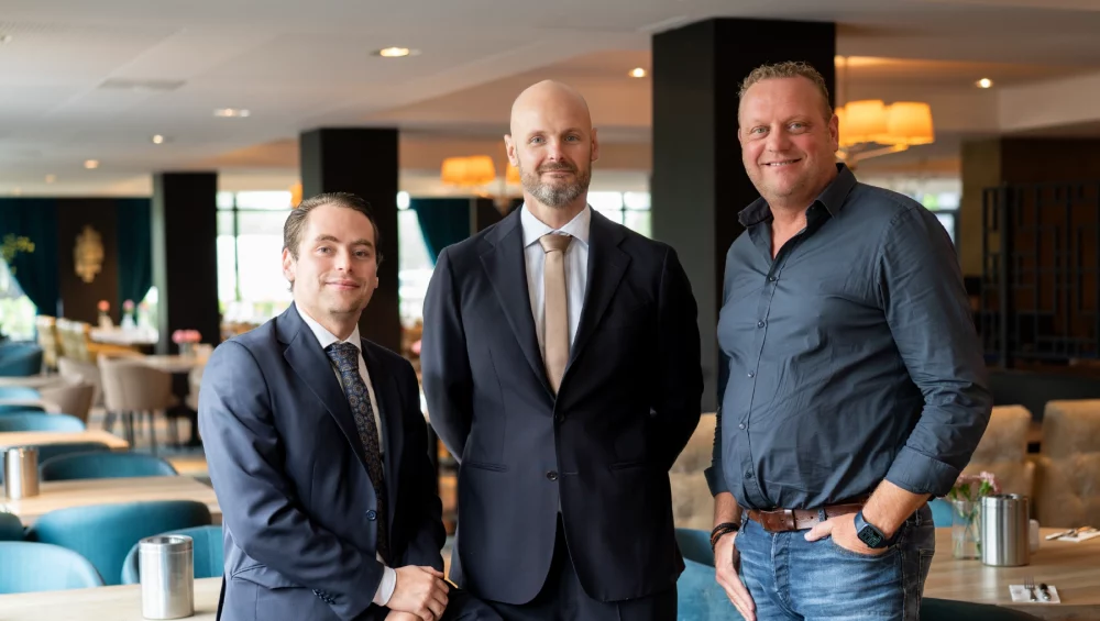 teun walstra, bob driessen en stefan half bij valk exclusief hotel akersloot