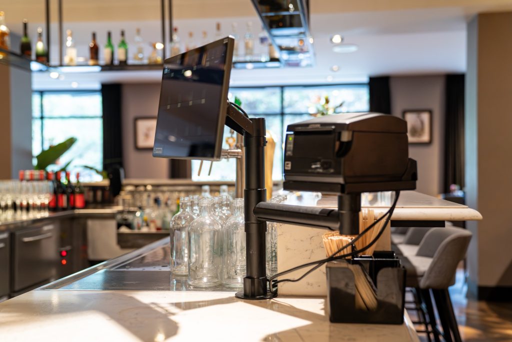 Barscherm met printer